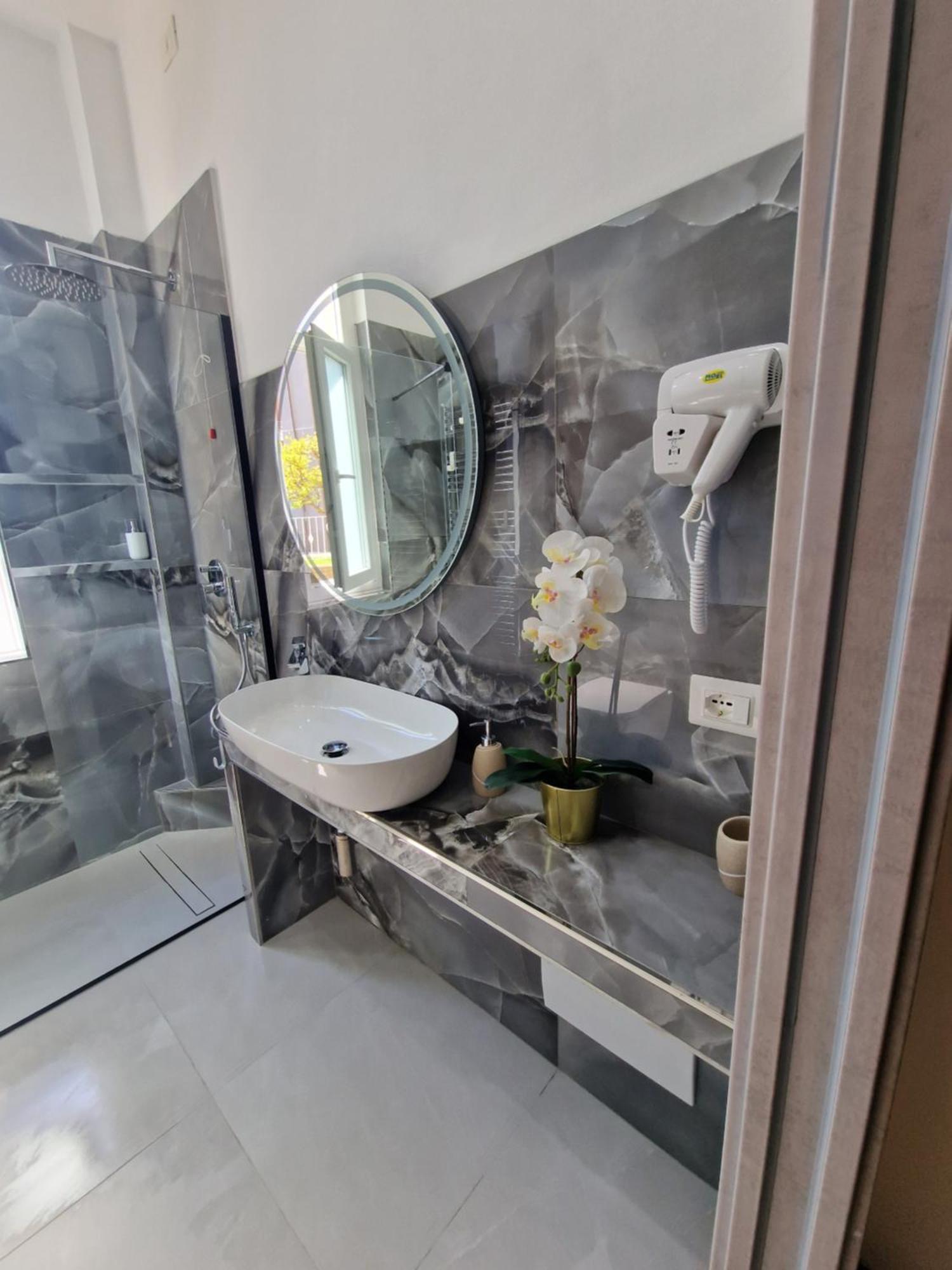 La Casa Della Stazione Apartment La Spezia Ngoại thất bức ảnh